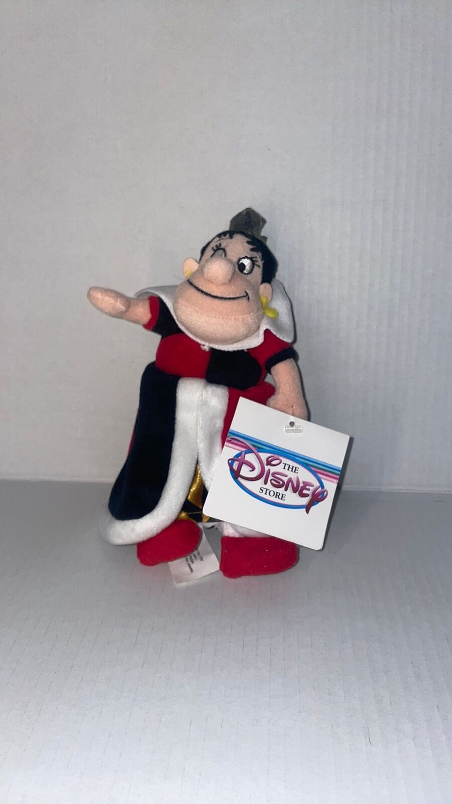 Disney Store Queen Of Hearts Alice In Wonderland Beanie Plush