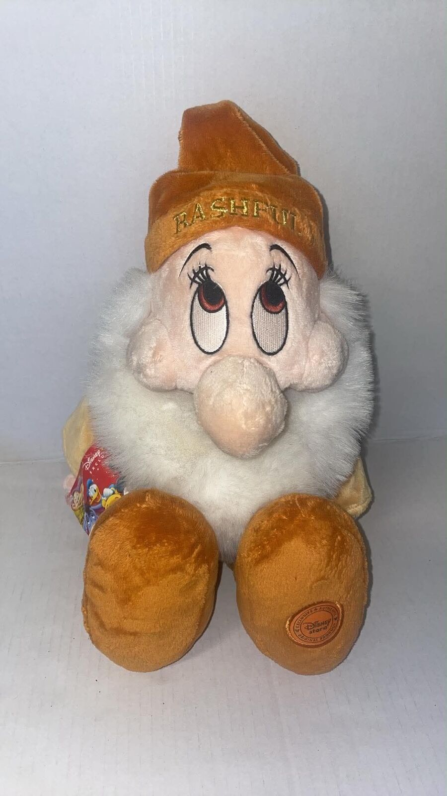 *Stamped* Bashful Exclusive Snow White And The Seven Dwarves Plush