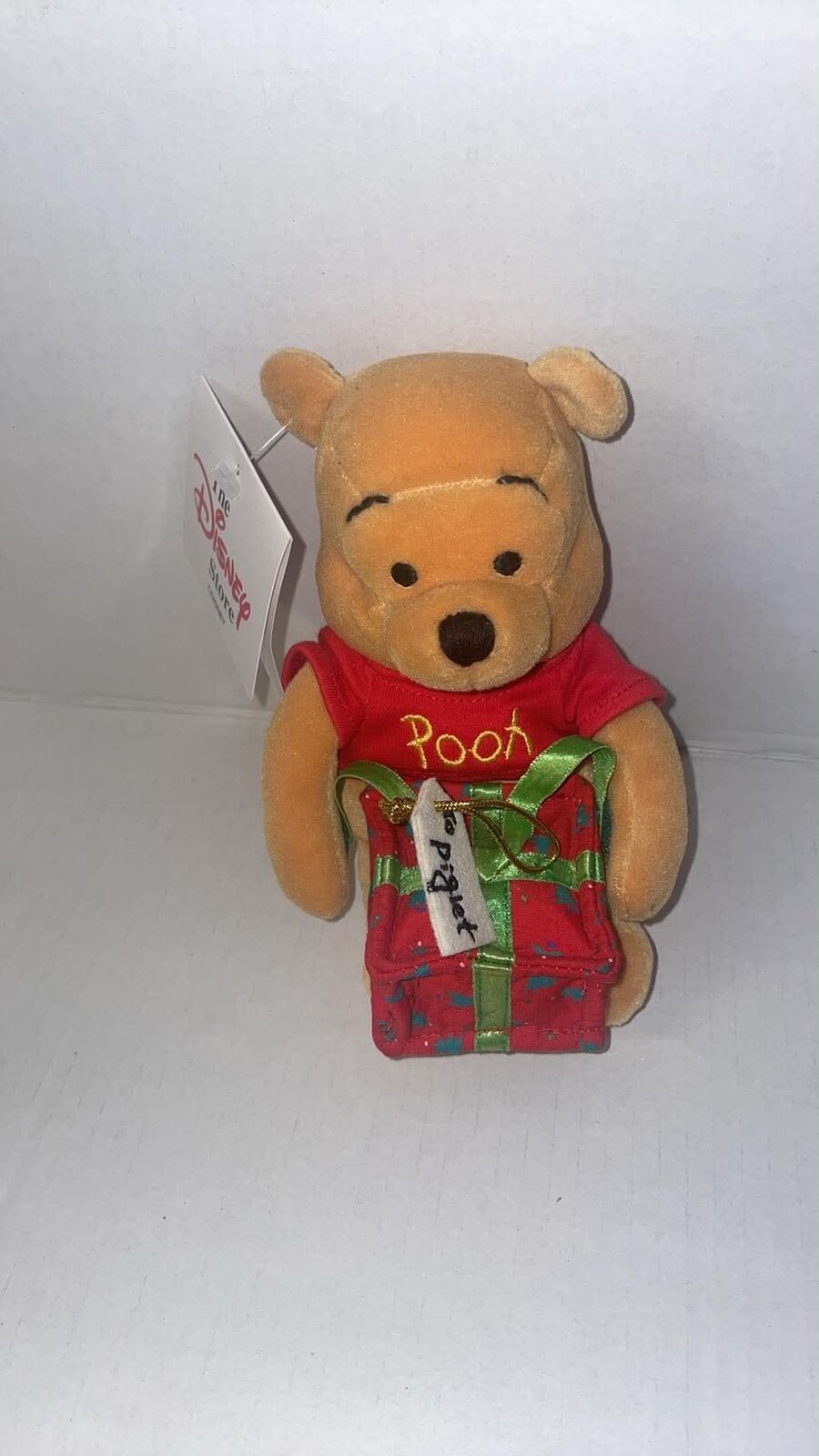 Present Pooh Winnie The Pooh Beanie Plush