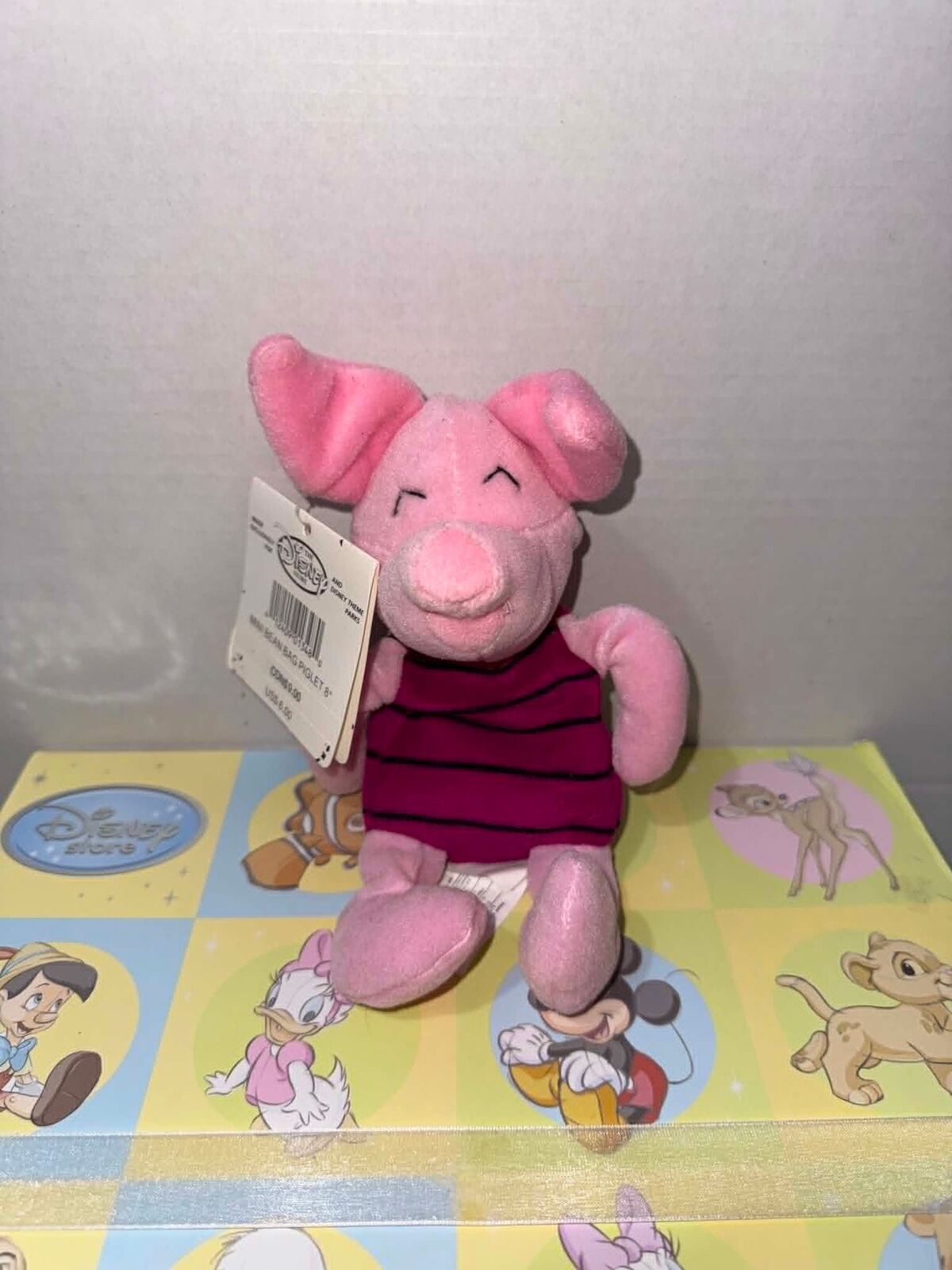 PIglet Winnie The Pooh Disney Store Beanie Soft Toy