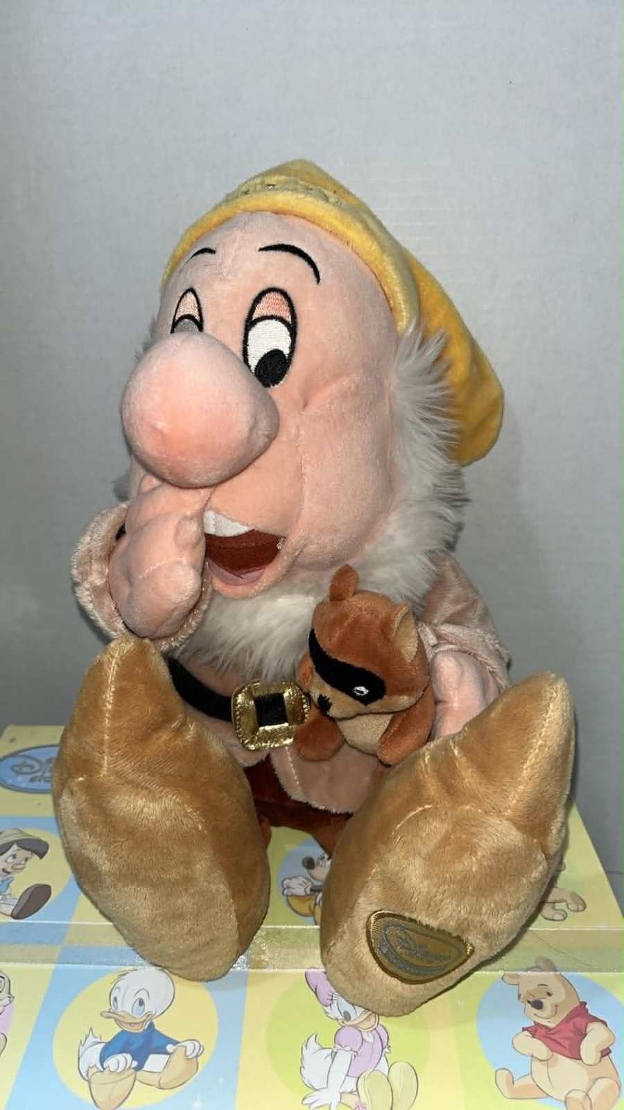 *Stamped* Sneezy Animal Snow WhiteExclusive Disney Soft Toy